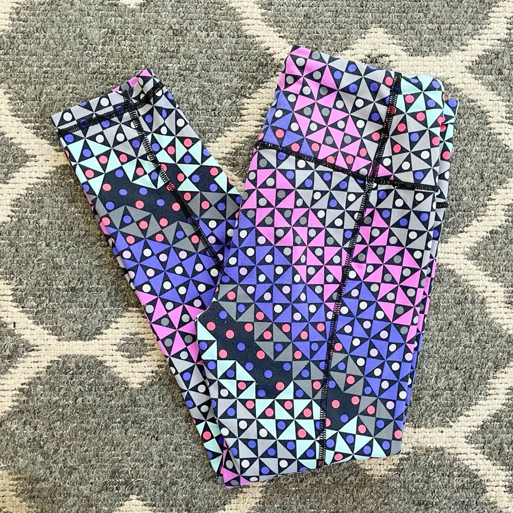 Victoria’s Secret Knoockout Leggings Size Extra Small